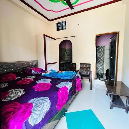 Rudraprayāg Gayatri Homestay מראה חיצוני תמונה